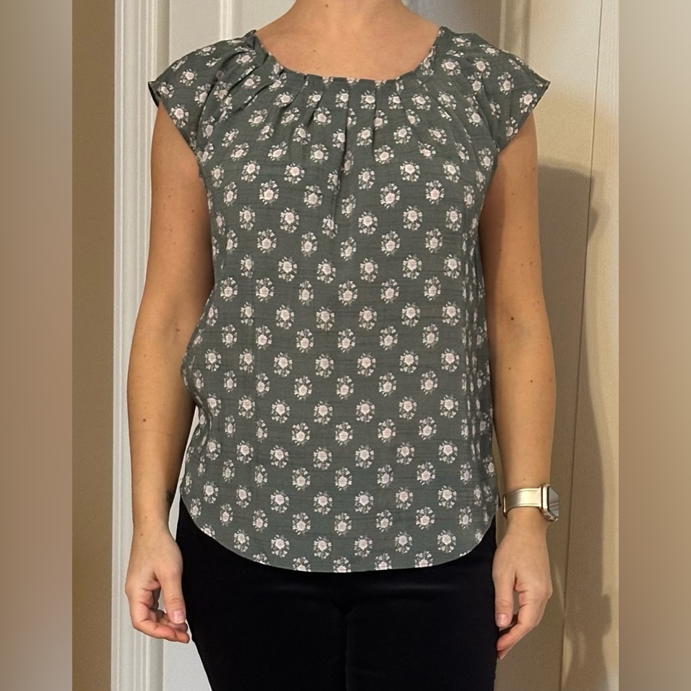 LC Lauren Conrad Dark Green Floral Blouse